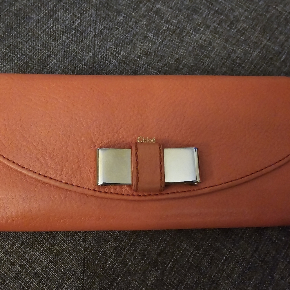 Chloe Lilly Bow Continental long walllet
